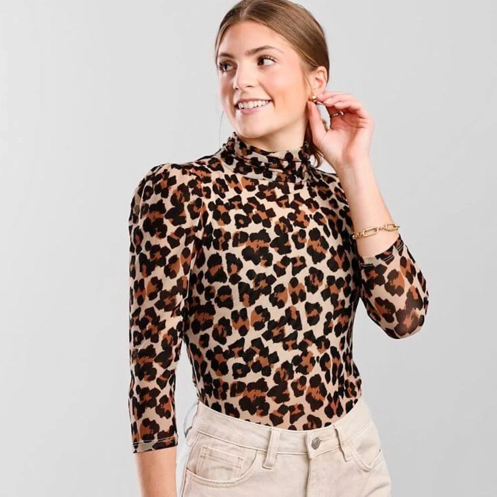 Free People Gather Turtleneck Top Women’s Size S Leopard Combo Mesh Puff Sleeve